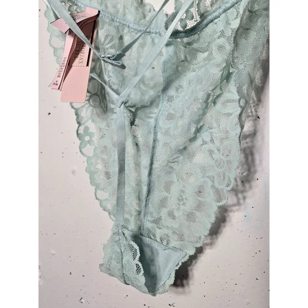Victoria's Secret Lace One Piece Bodysuit Size Medium Lingerie Teddy‎ Sexy Sheer